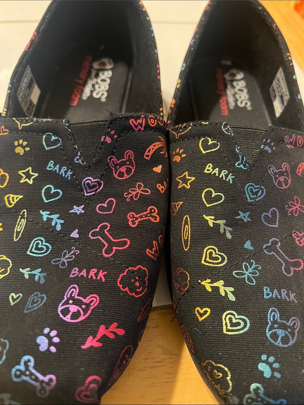 Women' Black Rainbow Paw Print Slip-On Shoes